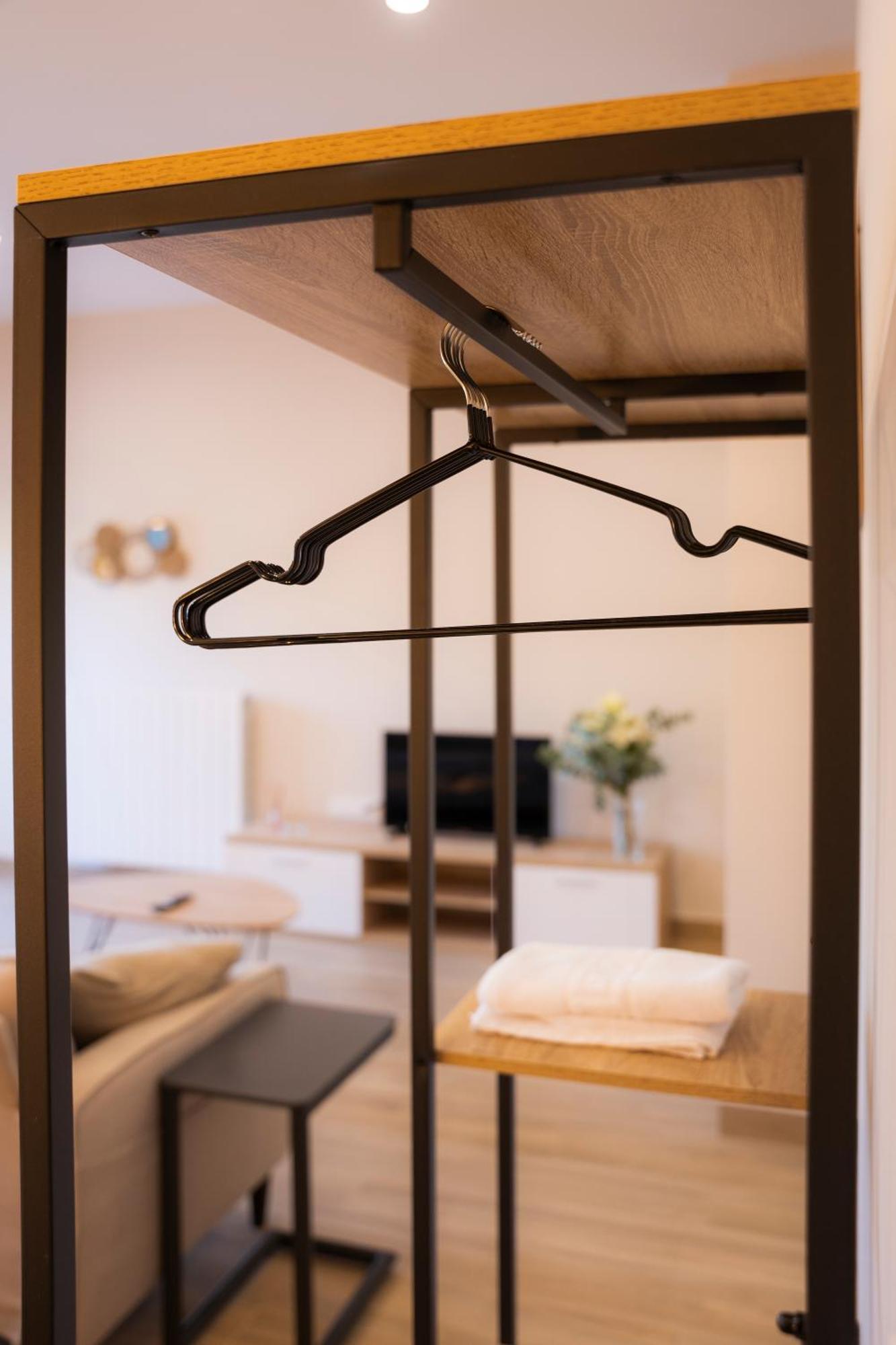 Apartamentos Alto Ubiro Lierganes Ngoại thất bức ảnh